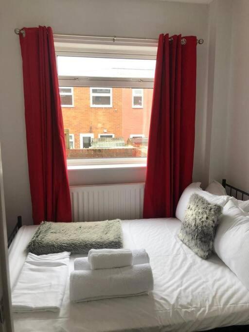 Chester Le Street Amythyst 3 Bedroom House Bagian luar foto