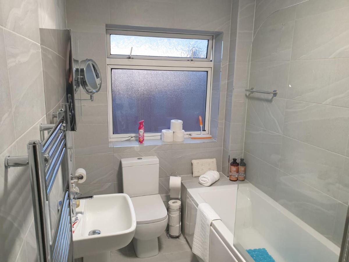 Chester Le Street Amythyst 3 Bedroom House Bagian luar foto